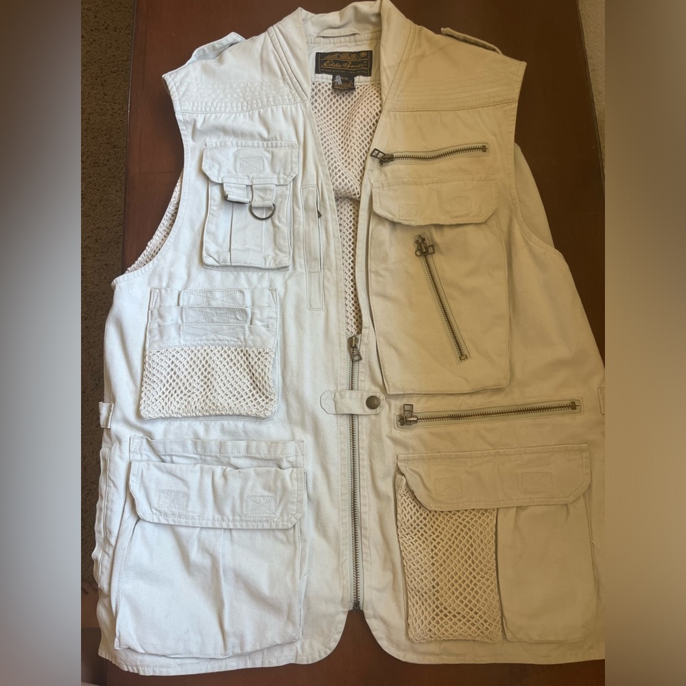 Eddie Bauer Fishing Vest Men’s M Multi Pocket Utility Outdoor Travel